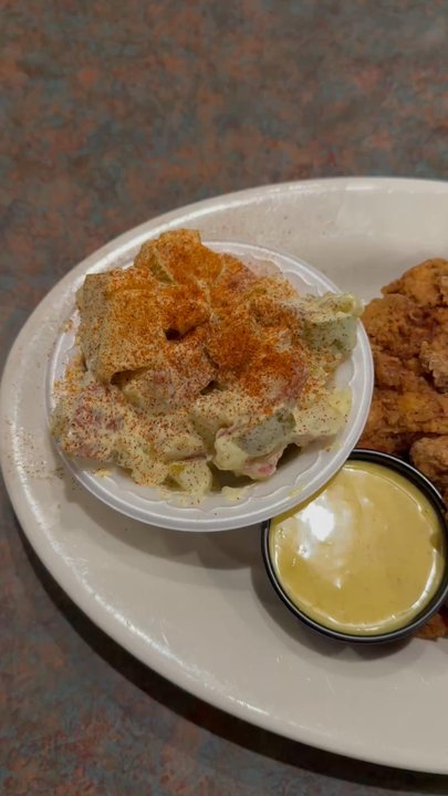 Olde Hickory Tap Room - Chicken tenders and Potato Saladd - Pubs Near Me - Hickory, North Carolina