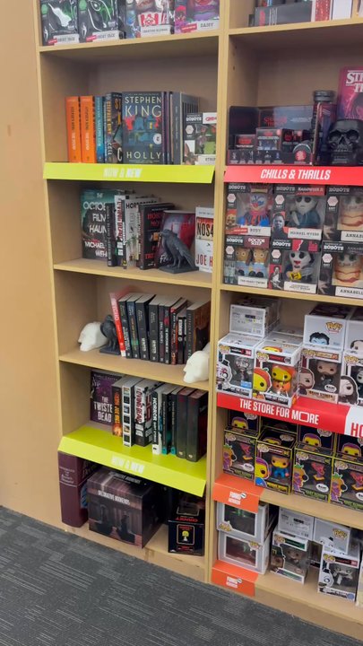 2nd & Charles - Video Game Stores Near Me - Chantilly, Virginia