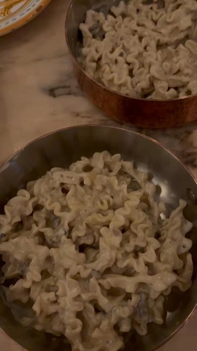 Gloria - Italian Near Me - London, XGL