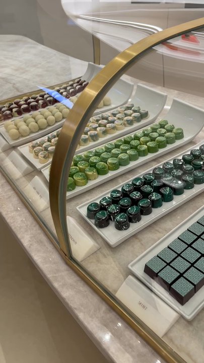 Cocoa Dolce - Chocolate selection - Desserts Near Me - Las Vegas, Nevada