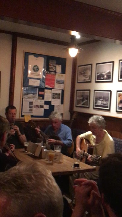 Plockton Inn - Video of musicians -930 pm - Seafood Near Me - Kyle, HLD
