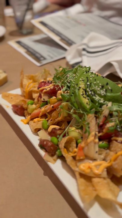 Table 26 - maui maui nachos - New American Near Me - Turlock, California