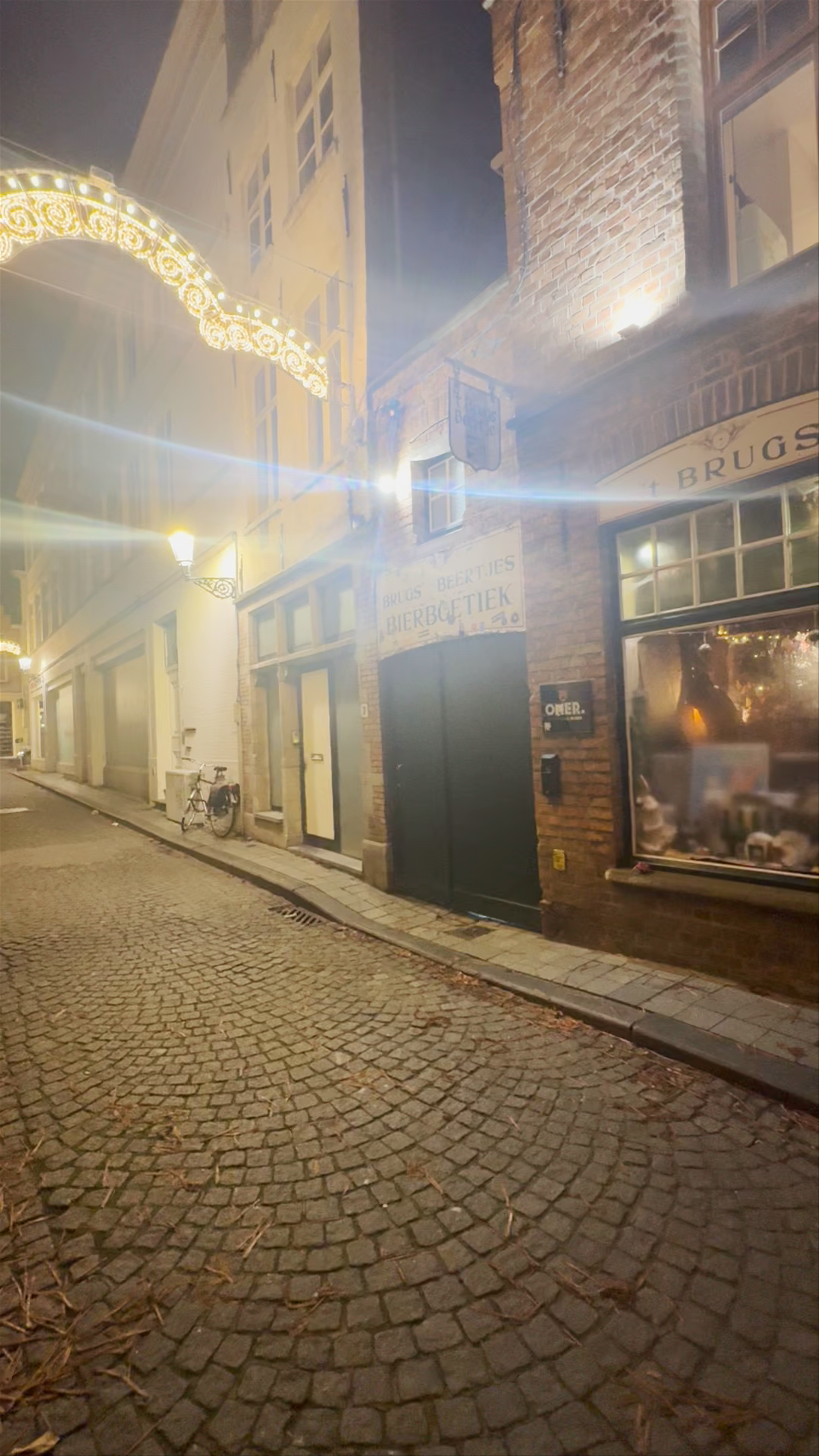 Evening Stroll at t’Brugs Pittahuis, Bruges