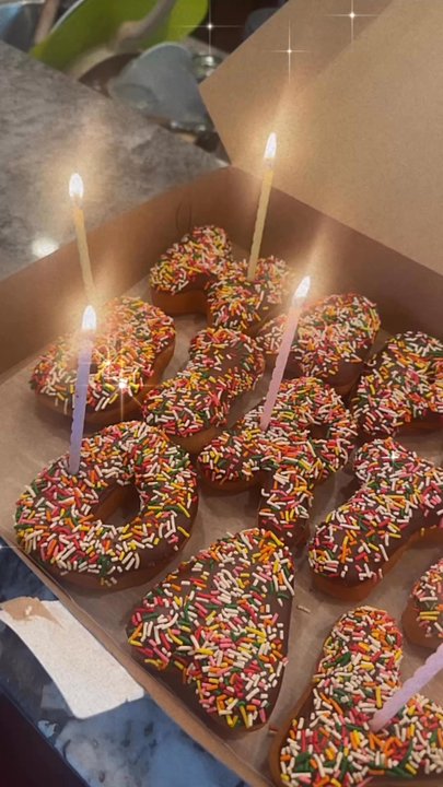 Foothill Donuts - Donuts Near Me - Corona, California