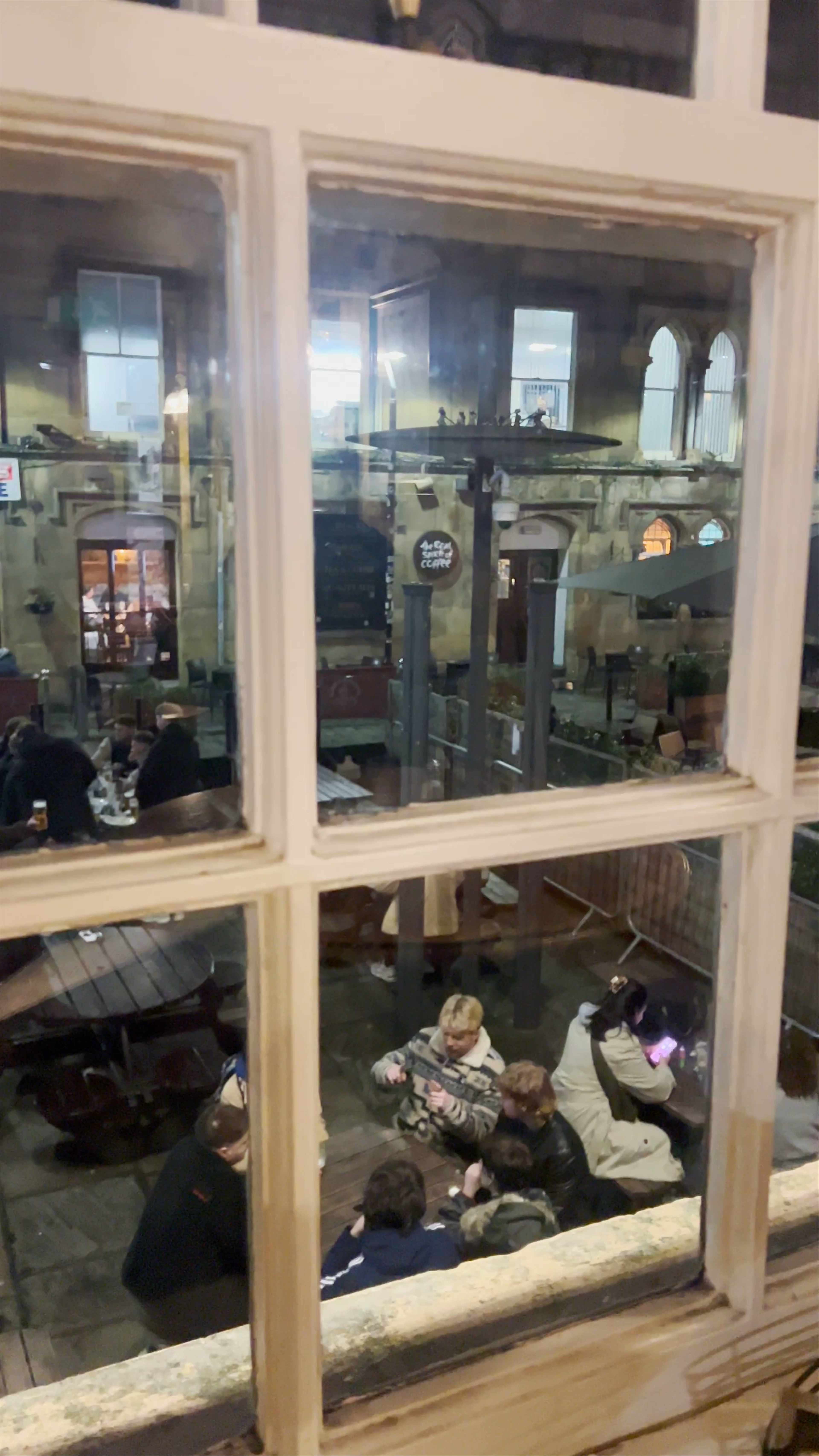 Sinclairs Oyster Bar: Classic Manchester Pub Experience