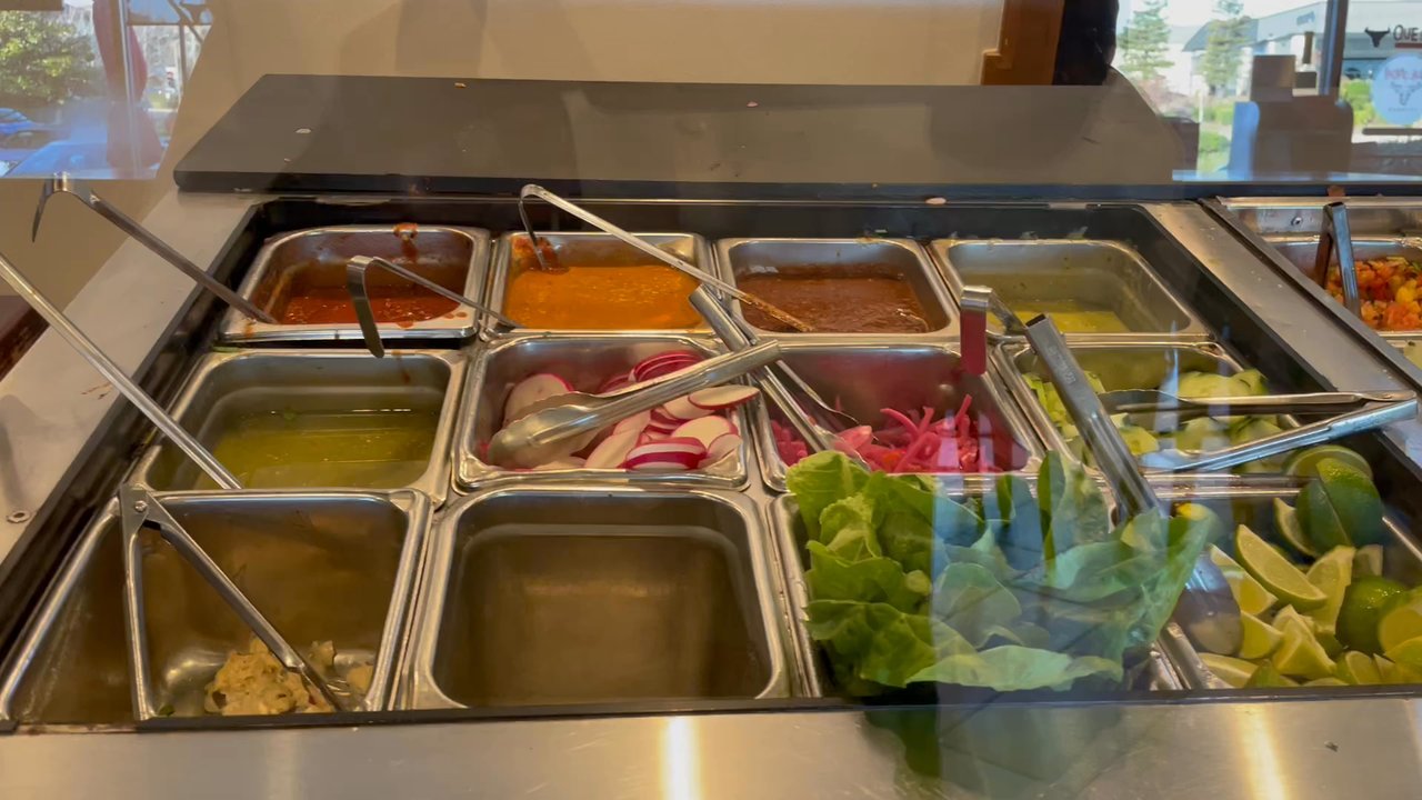 Que Onda Tacobar - Vallejo - Clip of burrito filling options - Mexican Near Me - Vallejo, California