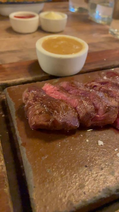 Flat Iron - Flat iron steak and truffle mac & cheese and the passion fruit cocktail - Steakhouses Near Me - Shoreditch, XGL