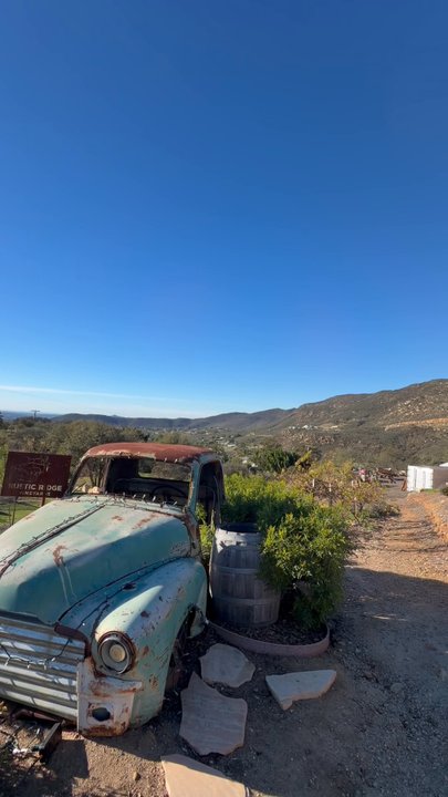 Rustic Ridge Vineyards - Wine Tasting Room Near Me - Jamul, California