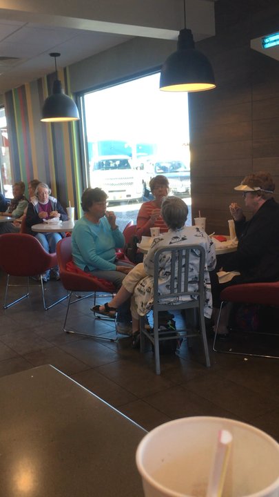 McDonald's - Busy lunchtime in high season. - Fast Food Near Me - Quartzsite, Arizona