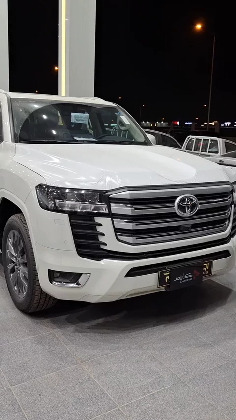 Toyota Land Cruiser GXR3 2024