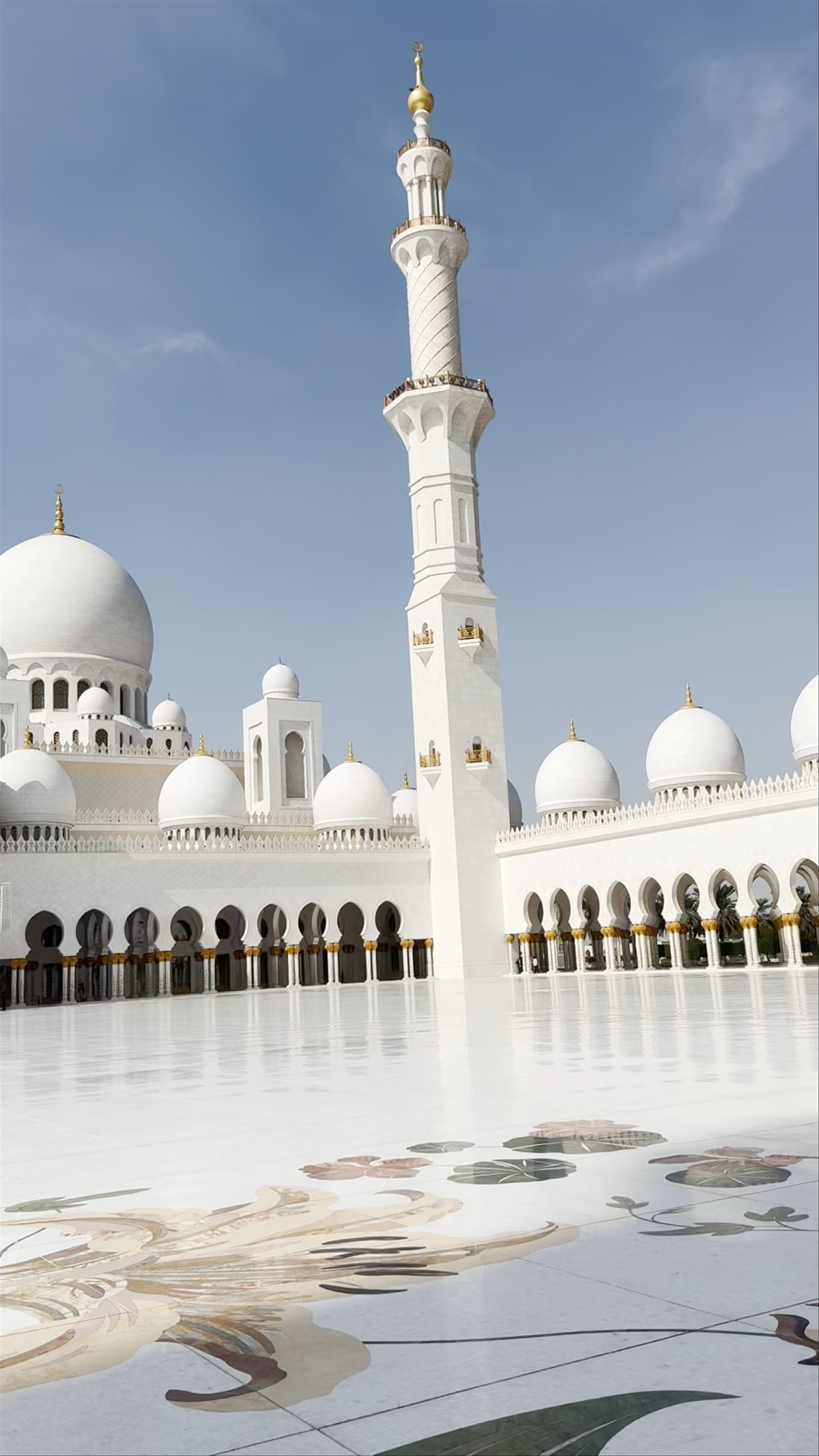 Sheikh Zayed Grand Mosque - Abu Dhabi - United Arab Emirates