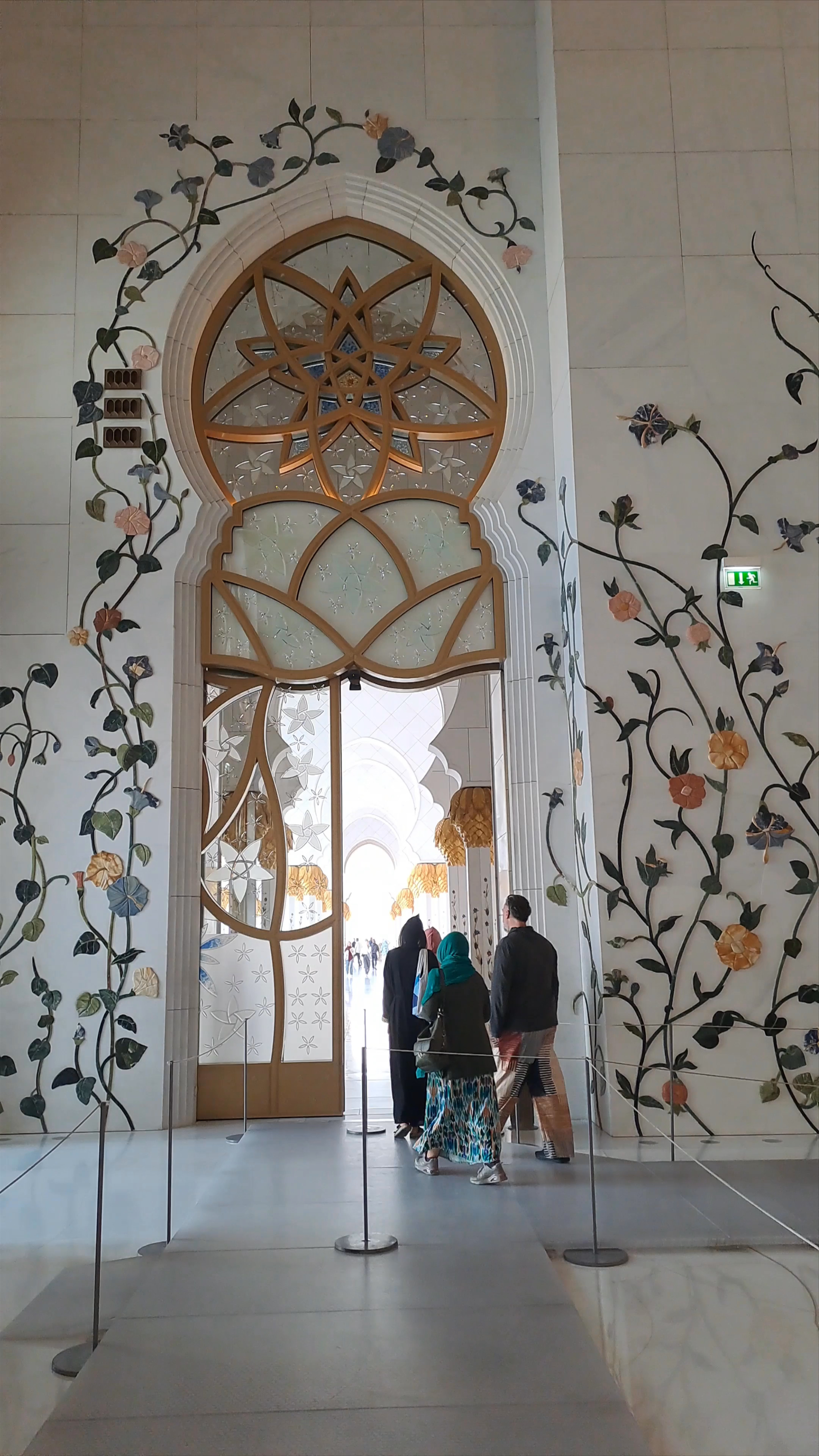 Sheikh Zayed Grand Mosque - Abu Dhabi - United Arab Emirates