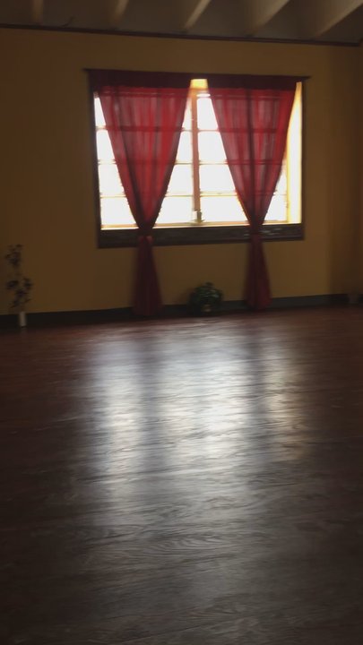 PS  Yoga Studios - Quick little video of the beautiful studio before people arrive - Yoga Near Me - Oakland Park, Florida