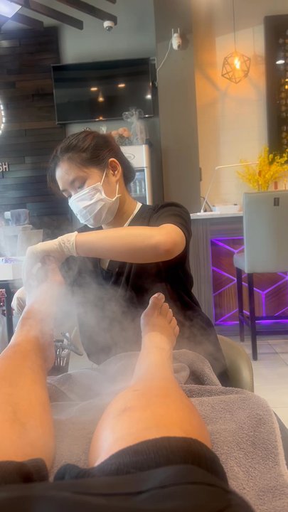 Avalon NailAsh - Steam pedi! Do it you won't be sorry. - Eyelash Service Near Me - Poulsbo, Washington