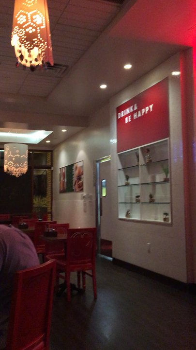 Luna Grill Bressi Ranch - Nice ambiance for a semi Fast Food joint. - Mediterranean Near Me - Carlsbad, California