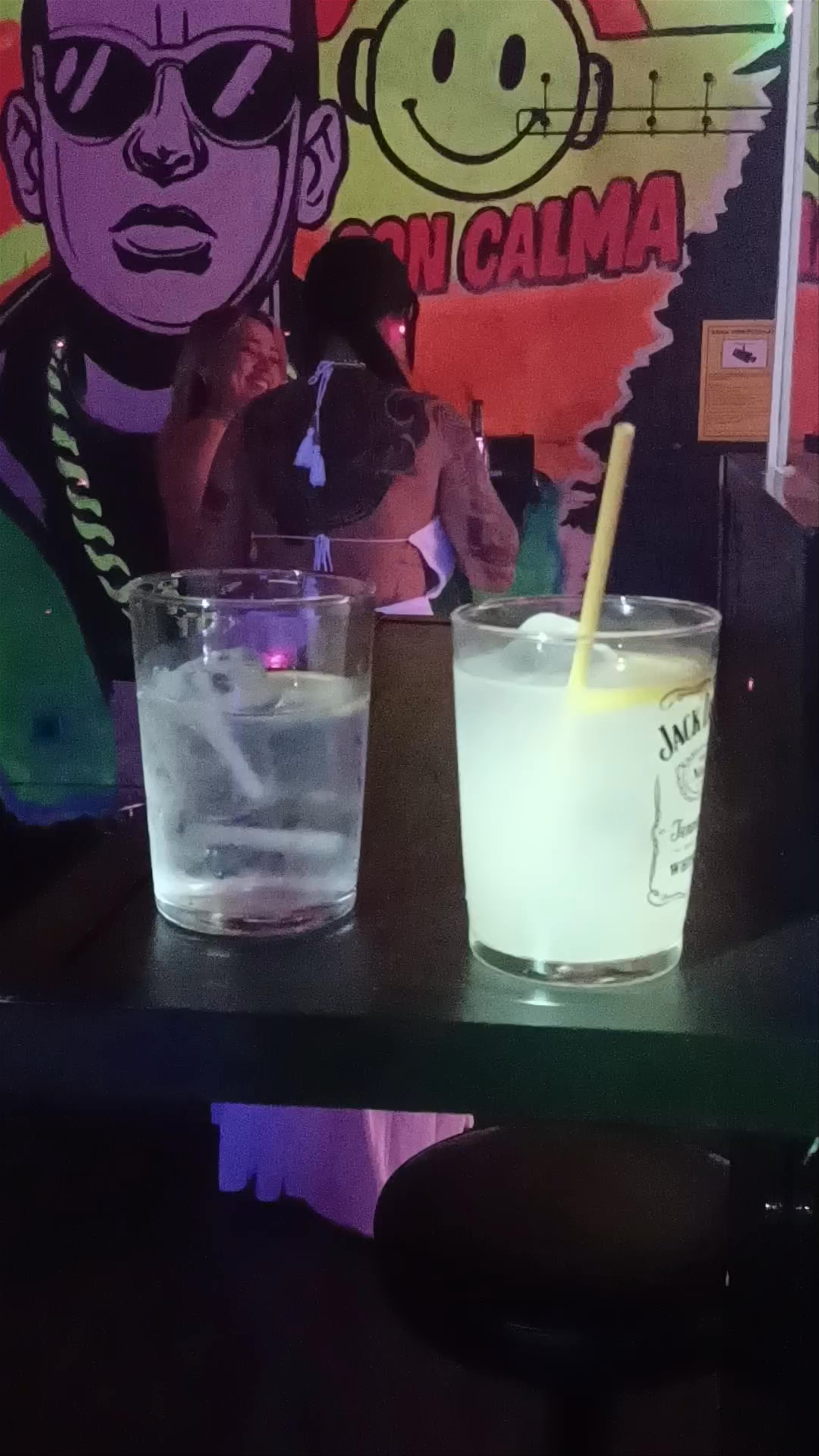CLANDESTINX PUB & COCKTAILS