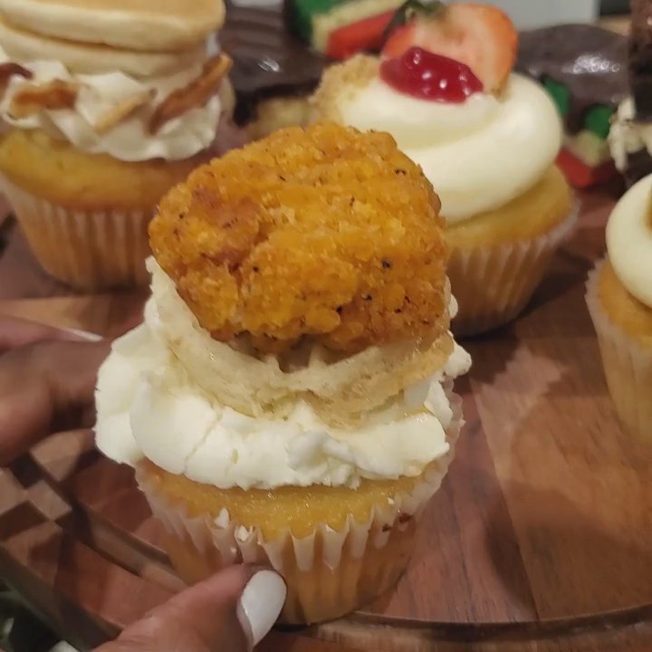 Caked Up Cafe - Bakeries Near Me - New City, New York