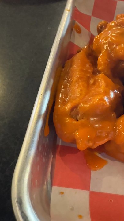 Wingnutz Buffalo - Chicken Wings Near Me - Cheektowaga, New York