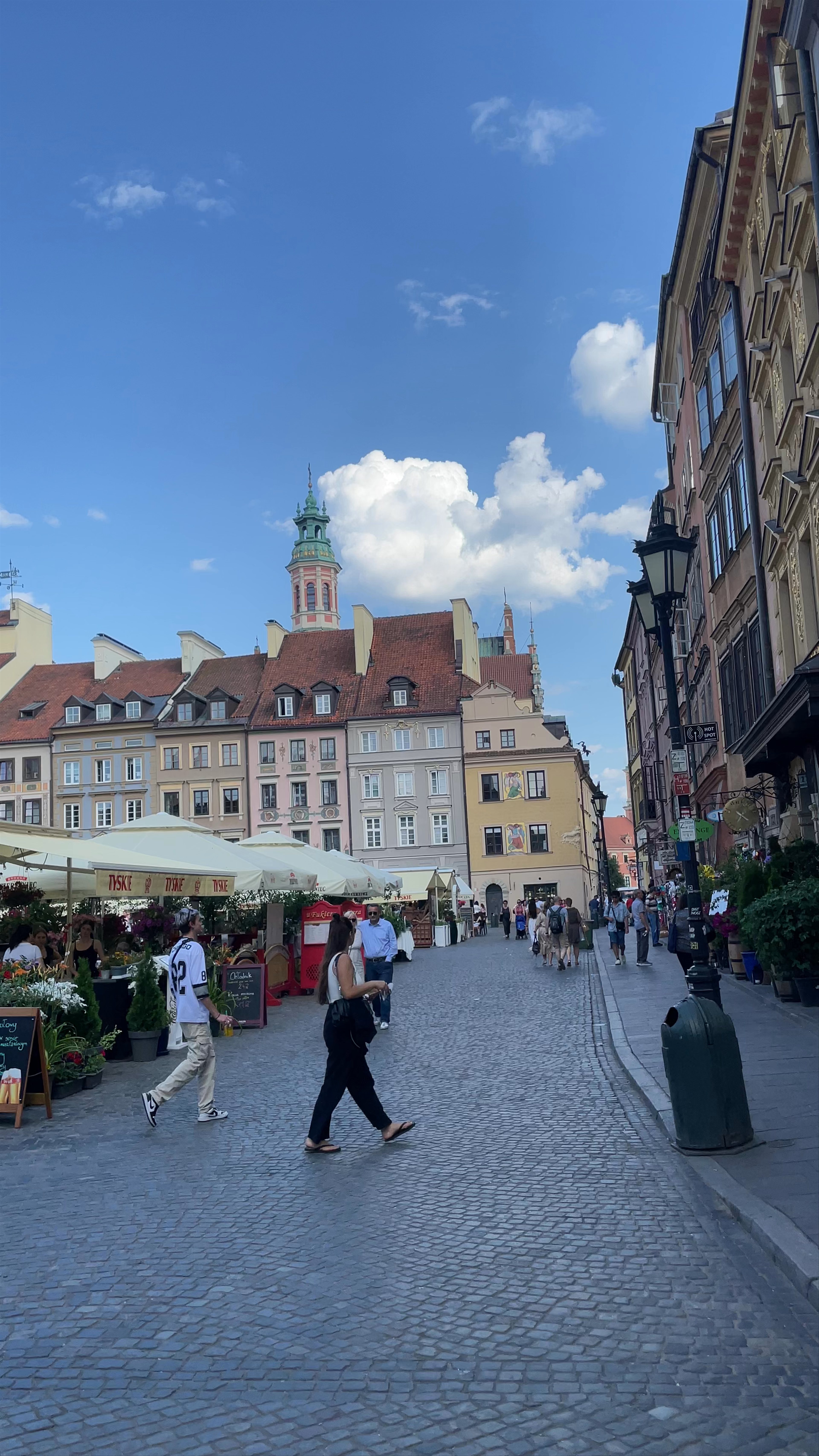 Sirena de Varsovia: Heart of Warsaw’s Old Town