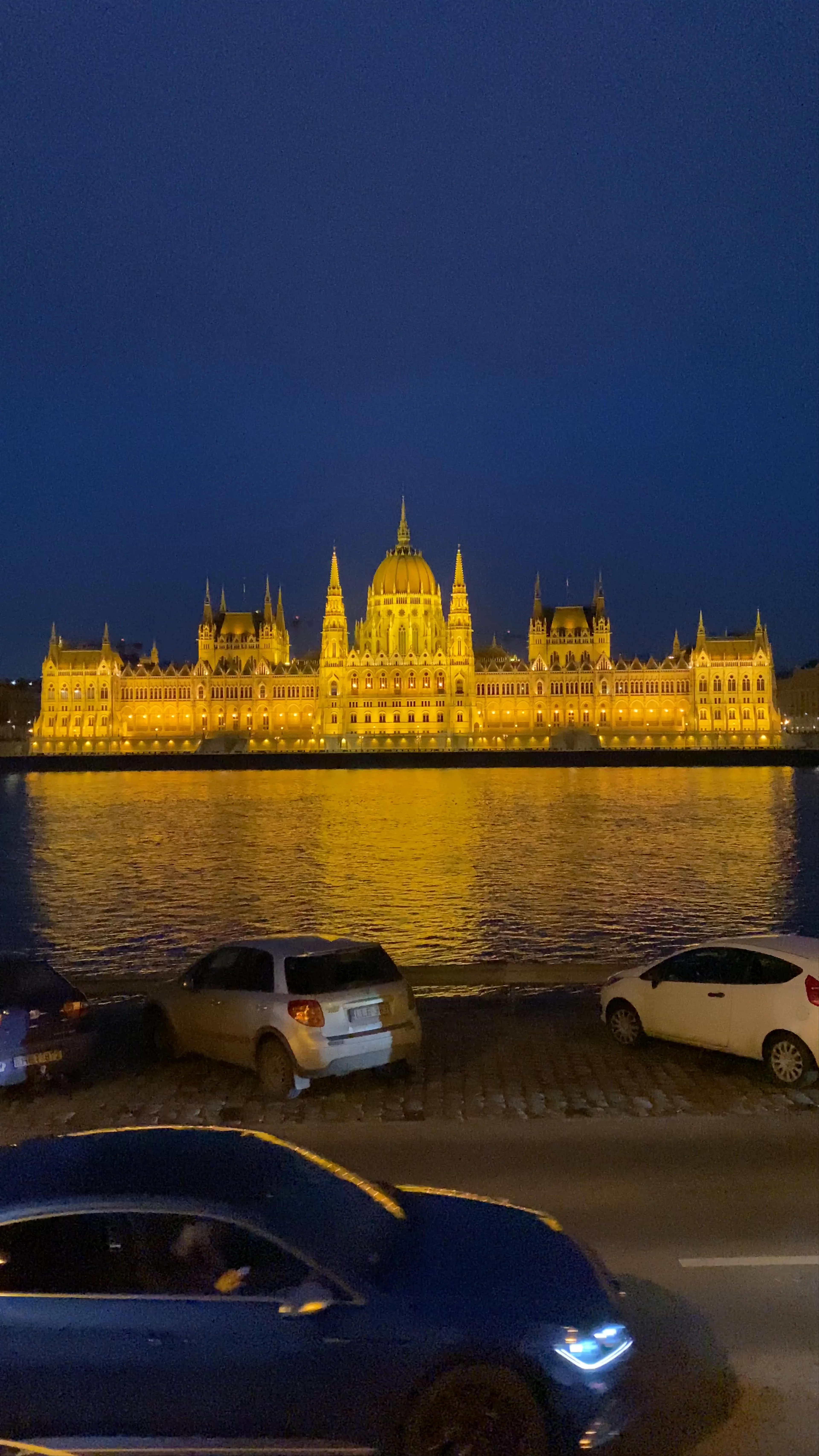 Parliament Viewpoint, Bem rakpart, Budapest