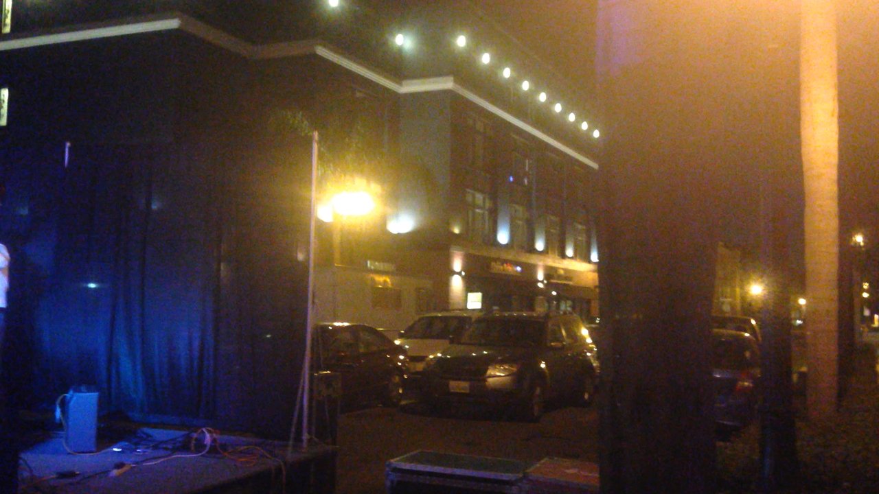 Center Street - Outdoor dancing - Shopping Centers Near Me - Anaheim, California