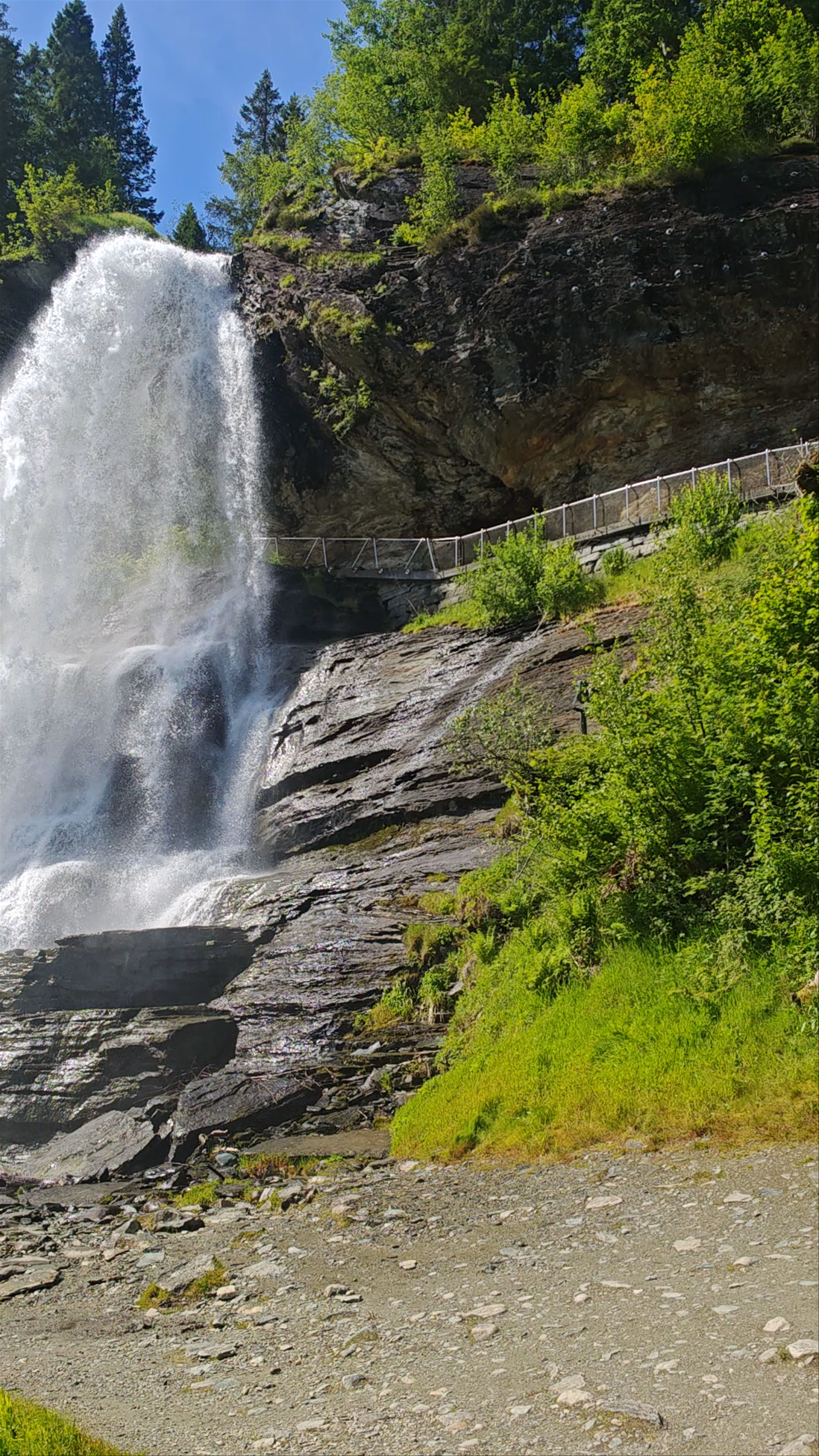 Steinsdalsfossen