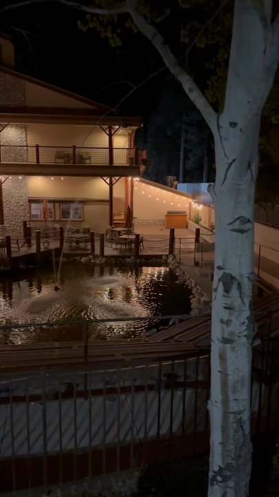 Holiday Inn The Lodge at Big Bear Lake - Big Bear, CA