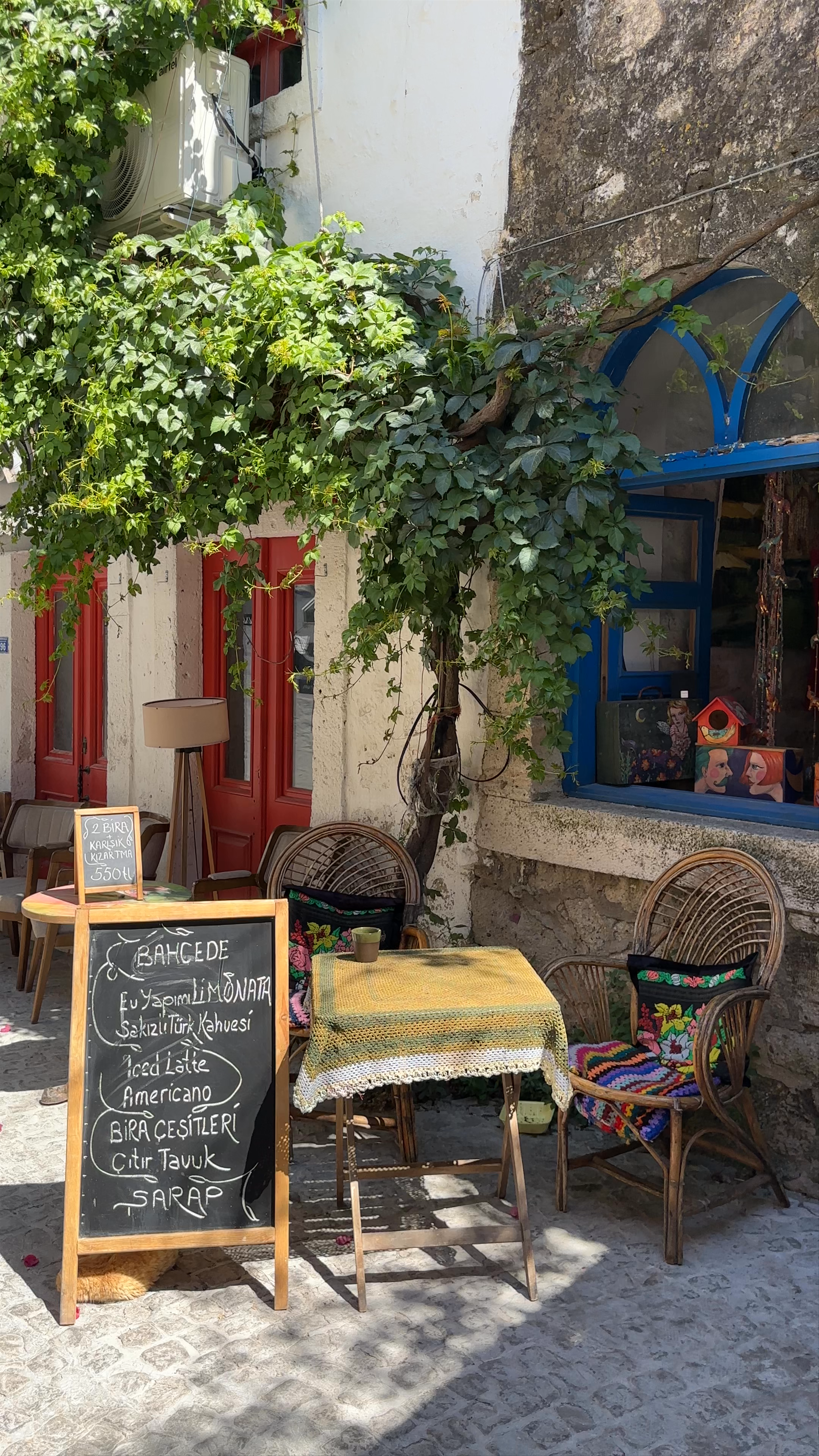 Kirli Çıkı Sanat Galerisi