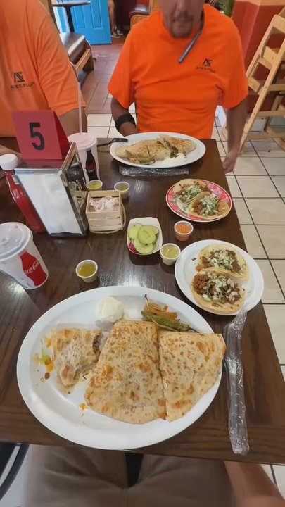 Taqueria El Kiosko - Mexican Near Me - Seattle, Washington