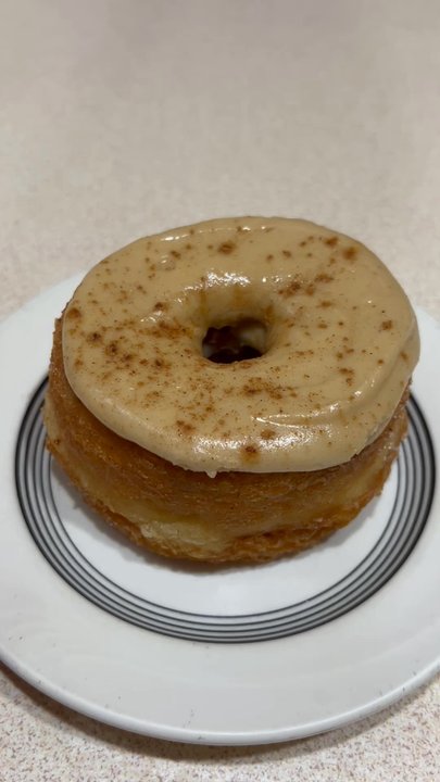 Five Daughters Bakery - Maple Glaze Doughnut - Bakeries Near Me - Franklin, Tennessee