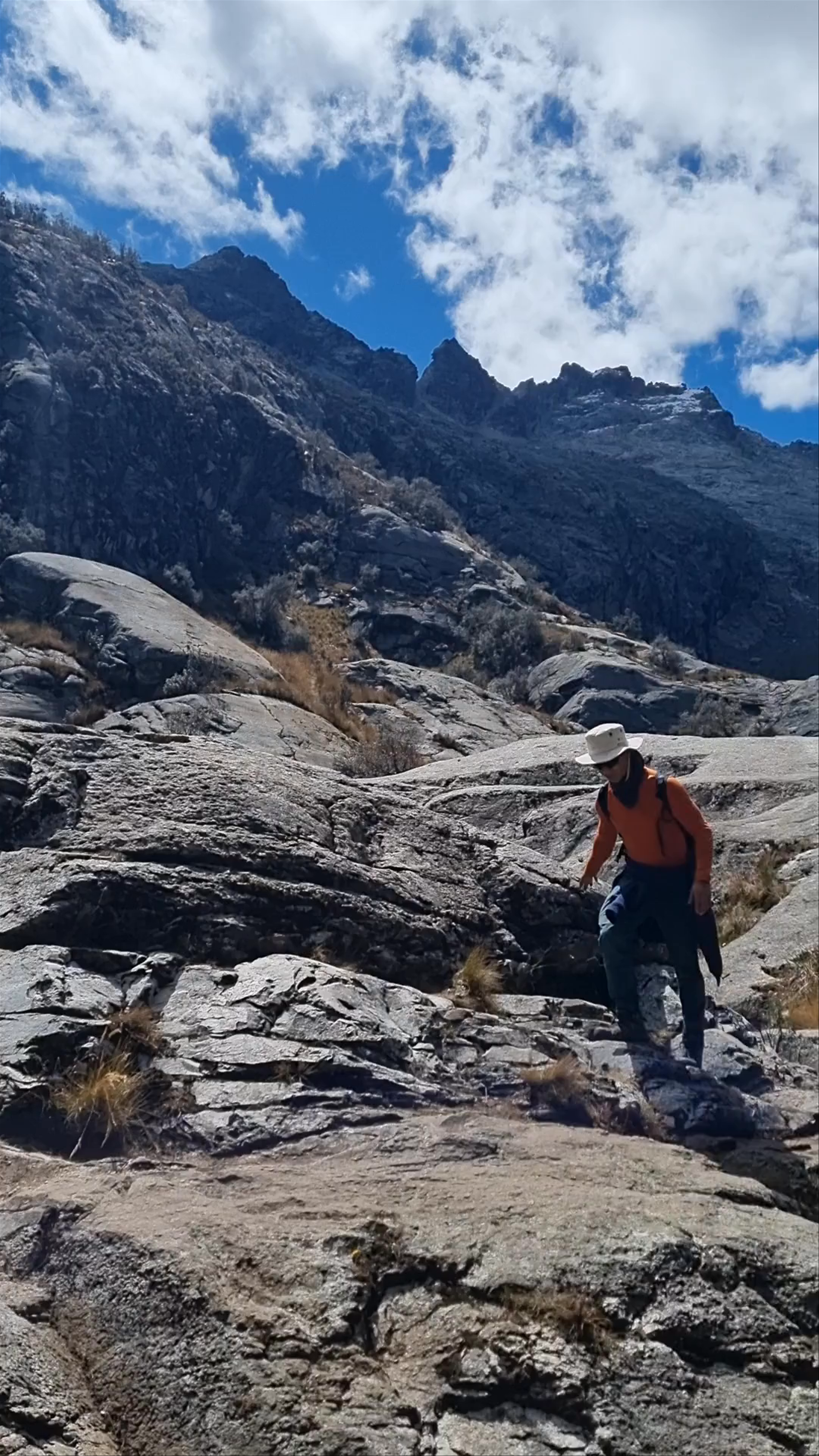 Hiking Adventure at Laguna Churup, Peru