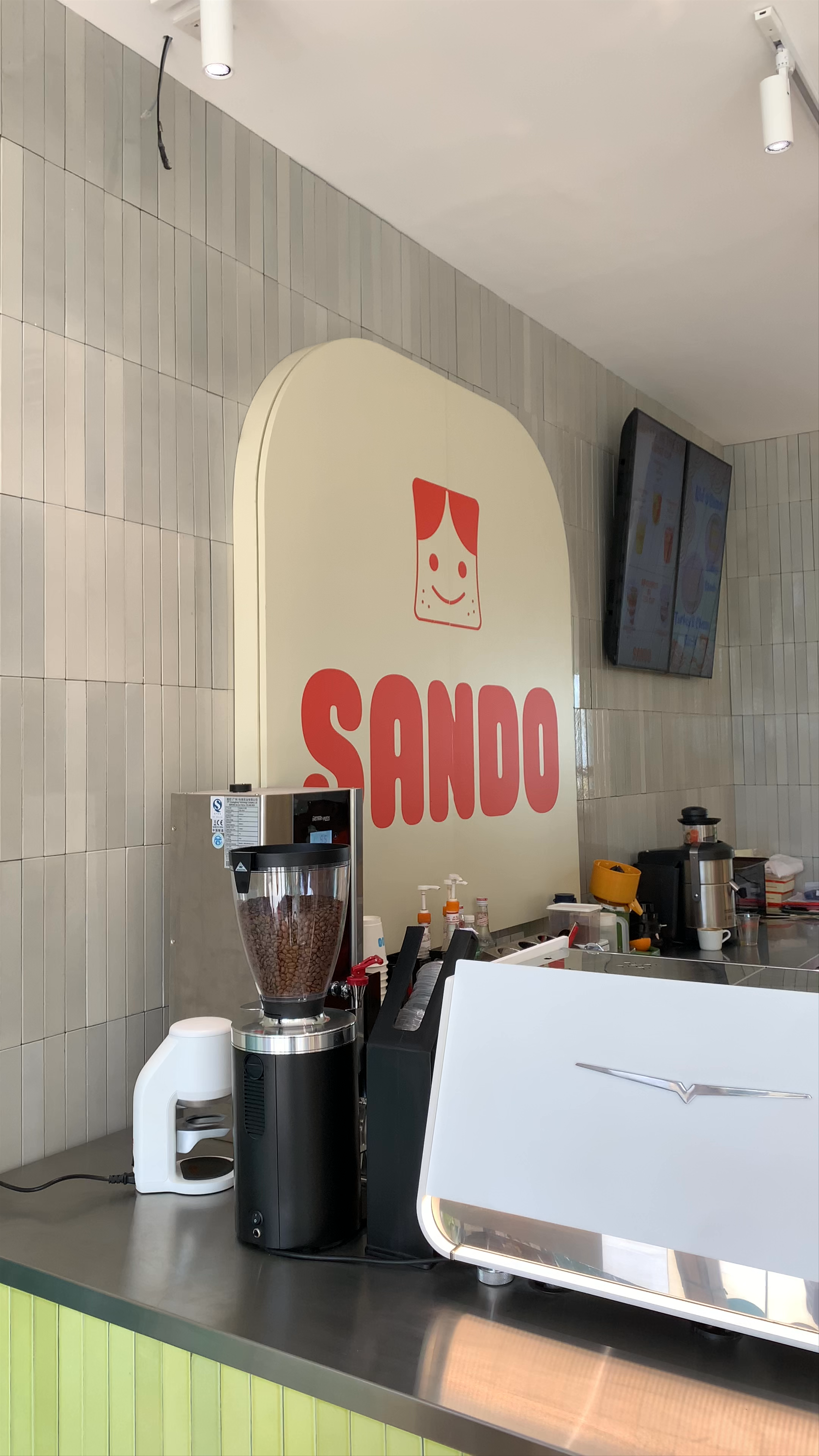 SANDO Cafe: Chic Coffee Vibes in Pecatu, Bali