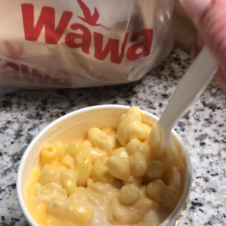 Wawa - In-Action Creamy Cheesy Garlic Mac & Cheese! - Convenience Stores Near Me - Kissimmee, Florida