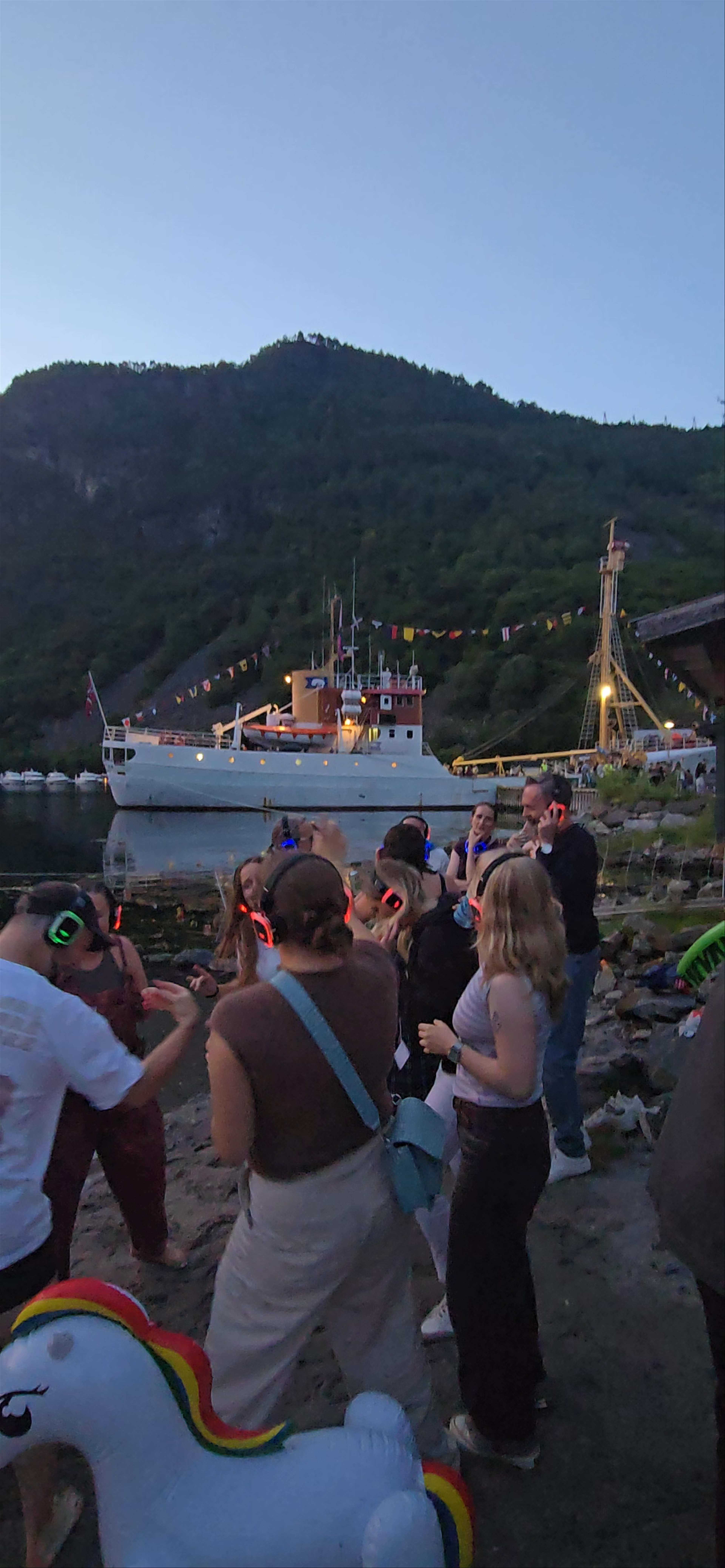 Hjørundfjord Hostel