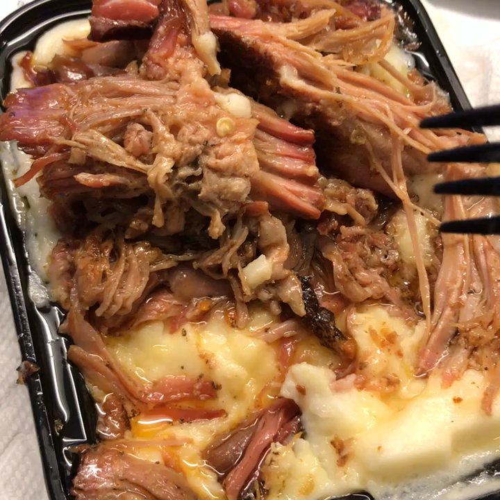 Mason Jar NYC - Not kidding when i say my food was swimming in grease. The mashed potatoes were saturated with grease. I couldn't eat this. - Barbeque Near Me - New York, New York
