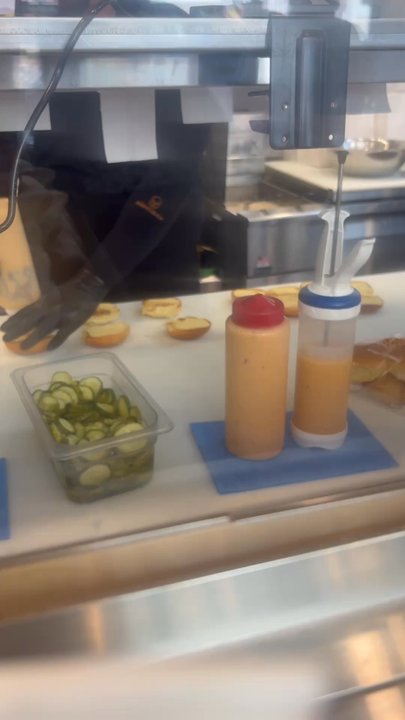 7th Street Burger Bronx - Preparation - Burgers Near Me - Bronx, New York