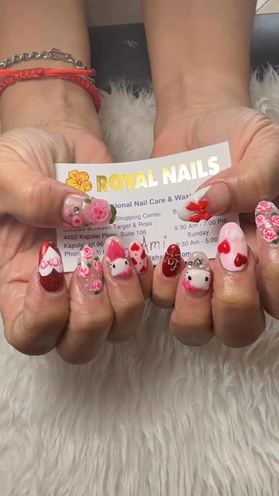 Royal Nails - 3D nails freehand by Ami - Nail Salons Near Me - Kapolei, Hawaii