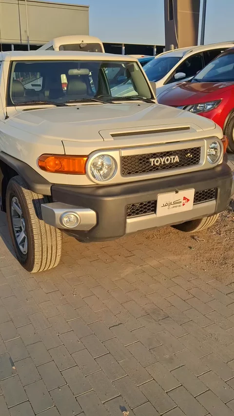 تويوتا اف جي FJ Cruiser 2023