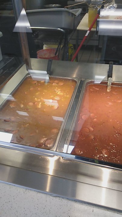 Lee's Seafood & Grille - Friday Food line - Seafood Near Me - Kenner, Louisiana