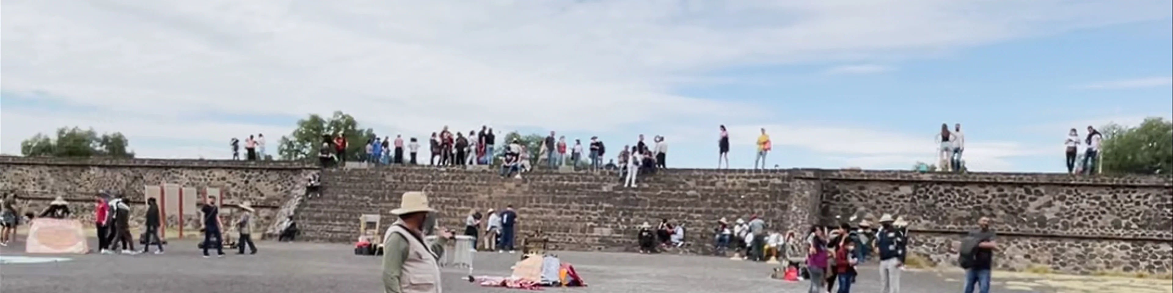 Teotihuacan Pyramids (Botanical Gardens)