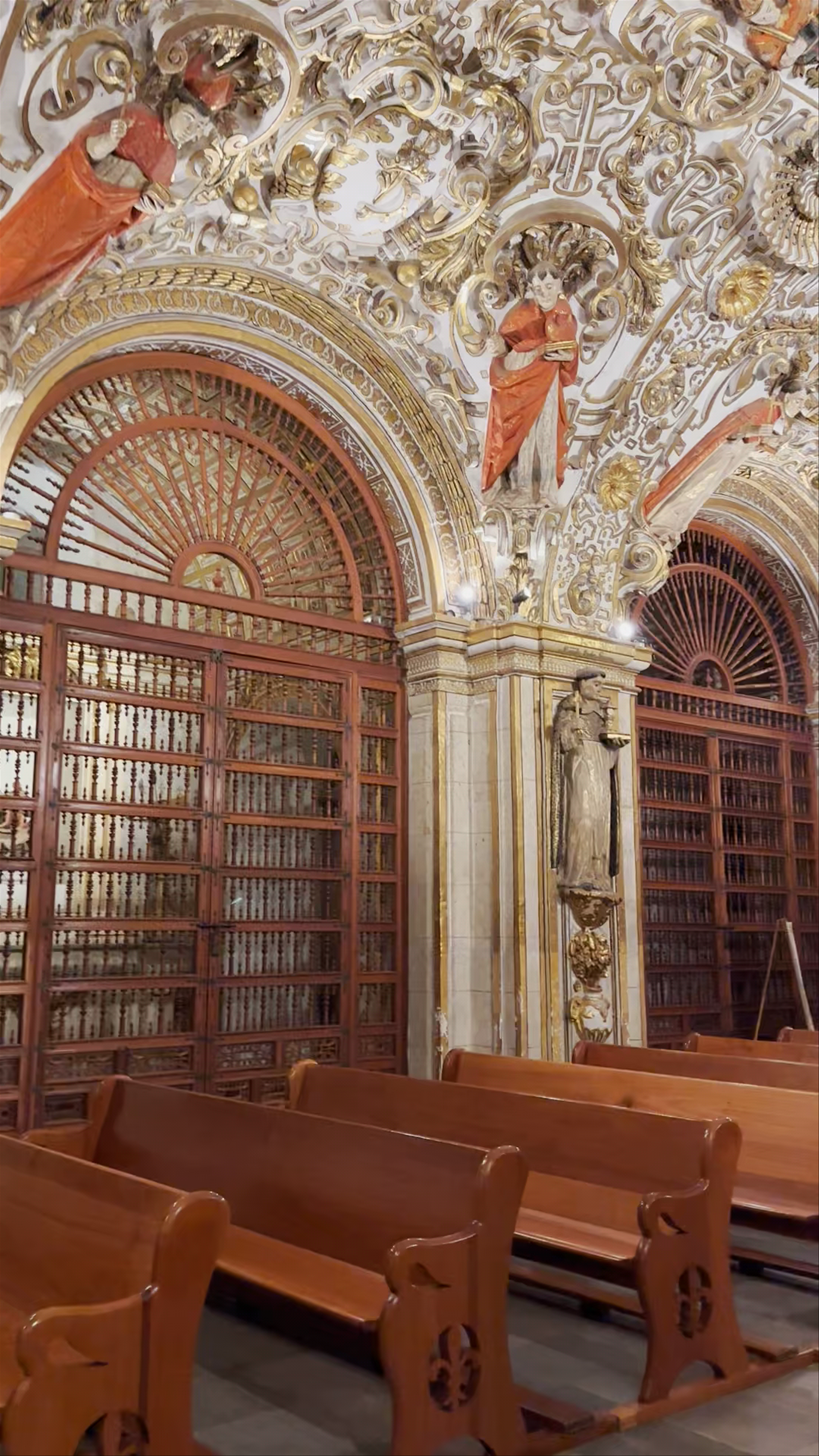 Museo de las Culturas de Oaxaca: Baroque Splendor in Oaxaca de Juárez
