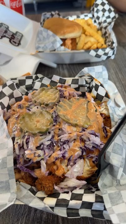Chubby's Hot Chicken - Mild fries & Hot chicken sandwich - Food Trucks Near Me - Bloomington, California