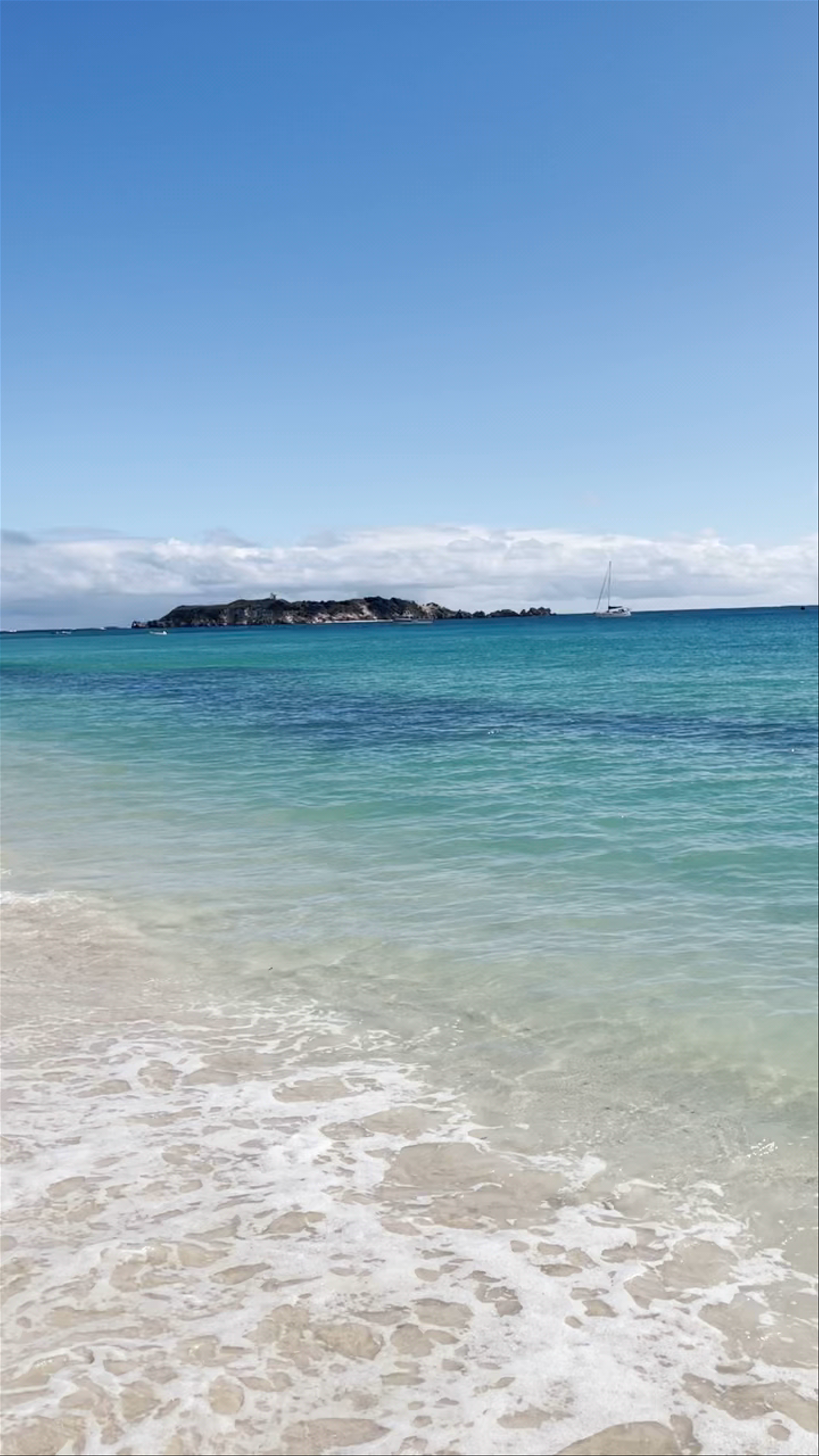 Hamelin Bay Beach