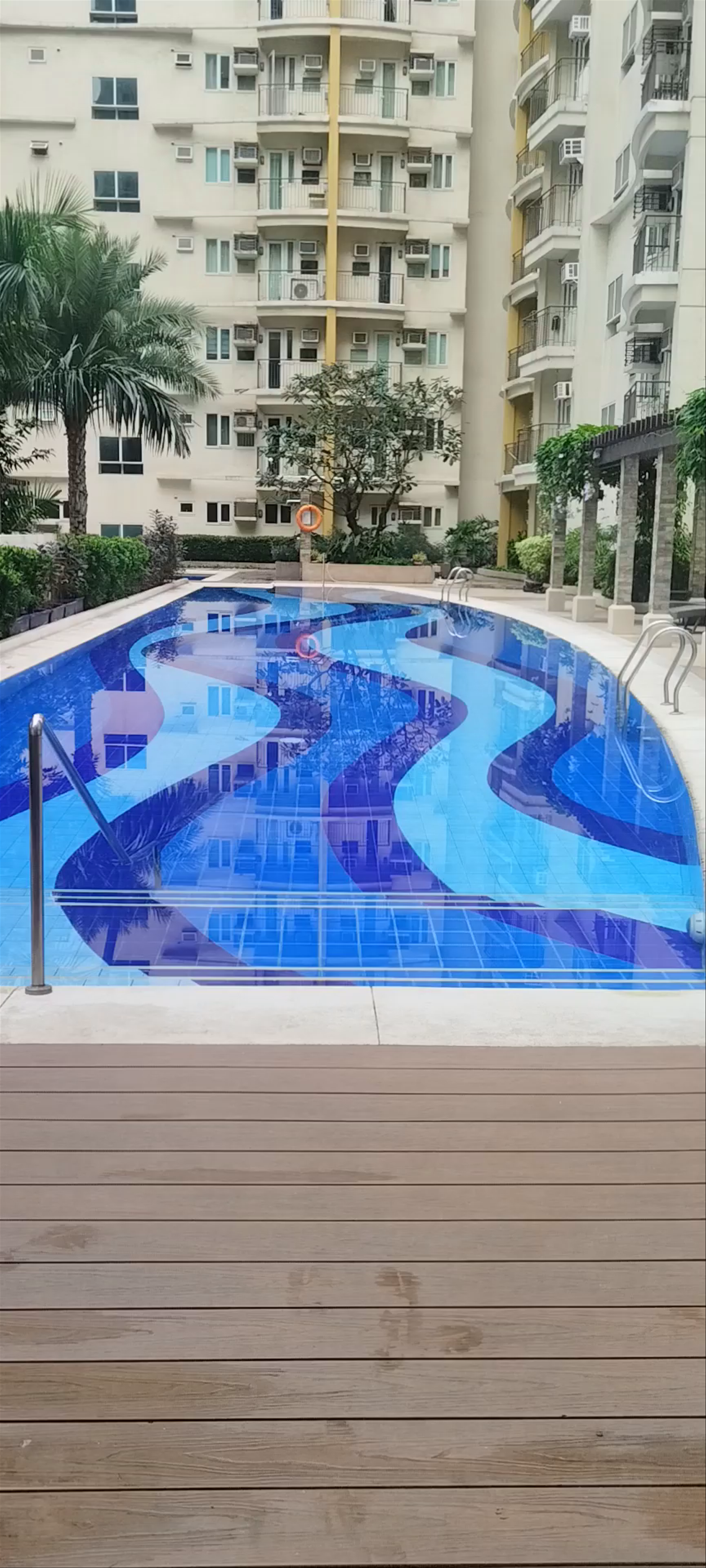 Relaxing Poolside Oasis at Palm Beach Villas, Pasay City