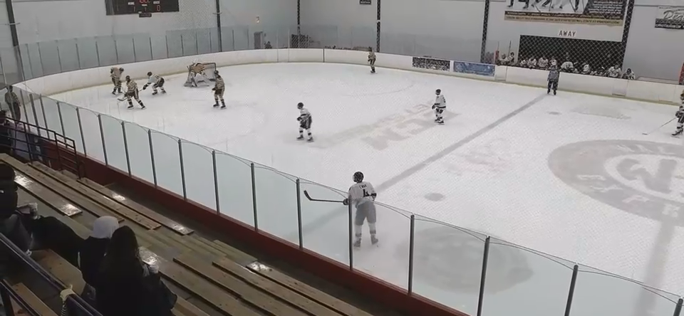 Kellen Briscoe showing a good defensive move.