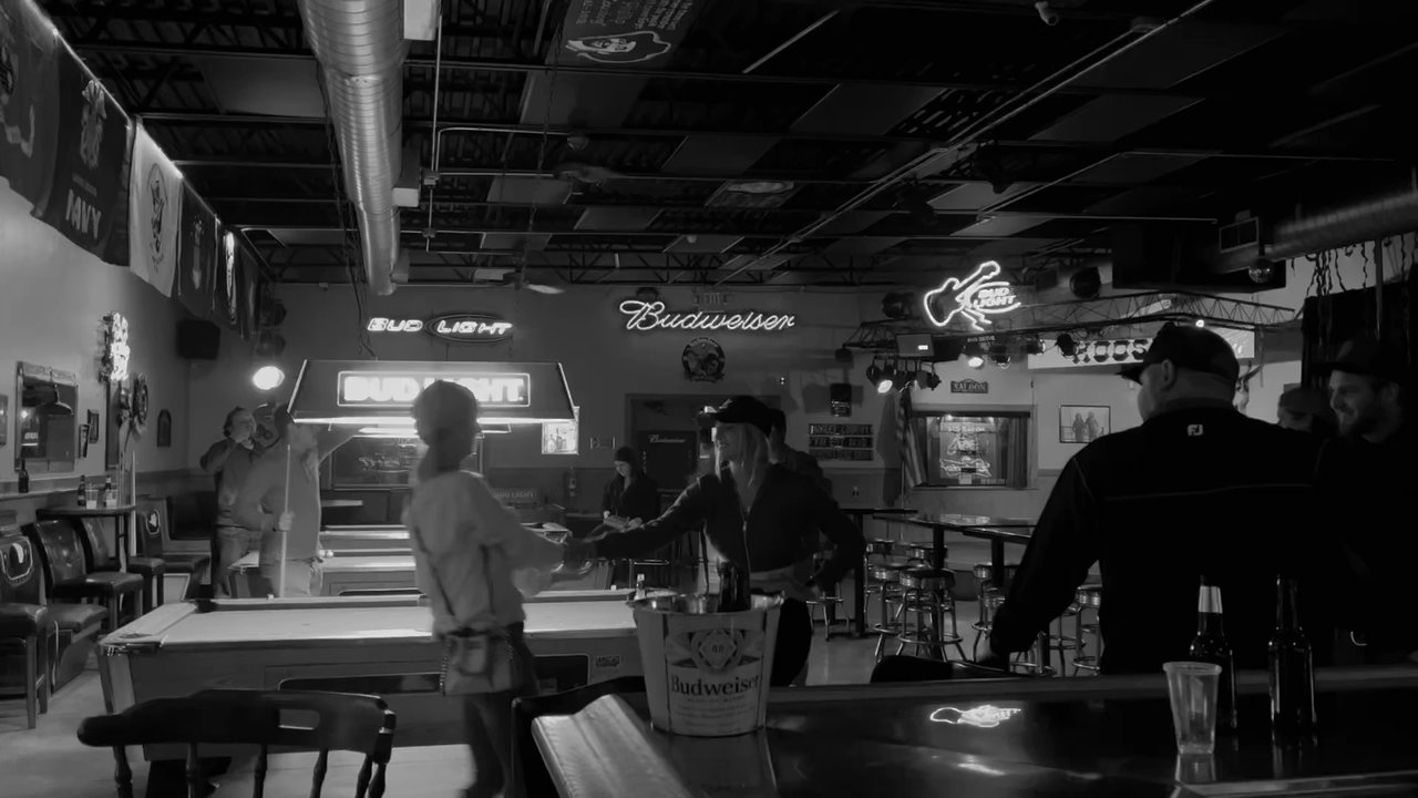 The O Bar - Sports Bars Near Me - Osprey, Florida