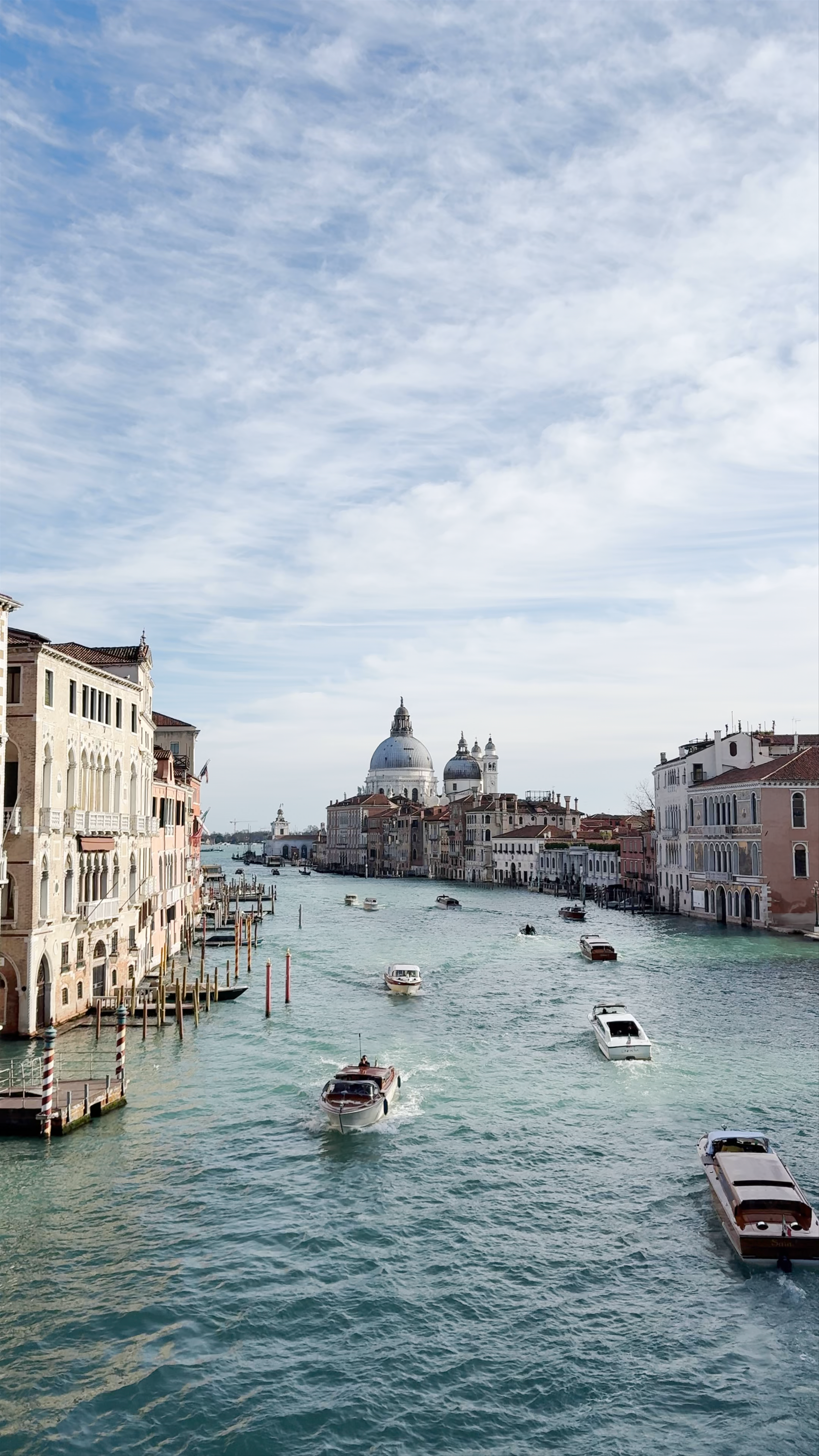 Ponte dell'Accademia: Timeless Venetian Waterways