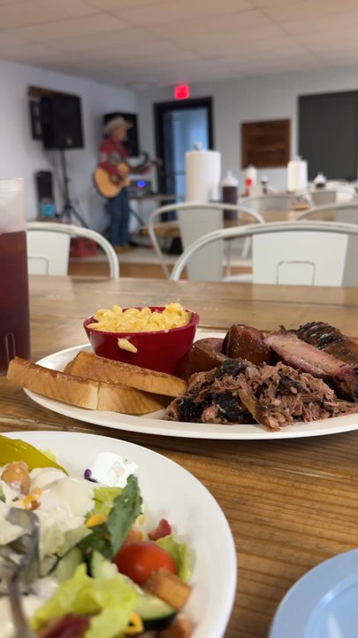 Jim's Smokehouse Bbq - Live music!!! - Barbeque Near Me - Graham, Texas