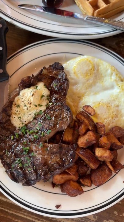 Mimi's Cafe - Mimi's is always so good to me the food never disappoints but their staff is always so friendly and welcoming Millie is the best. - American Near Me - Torrance, California