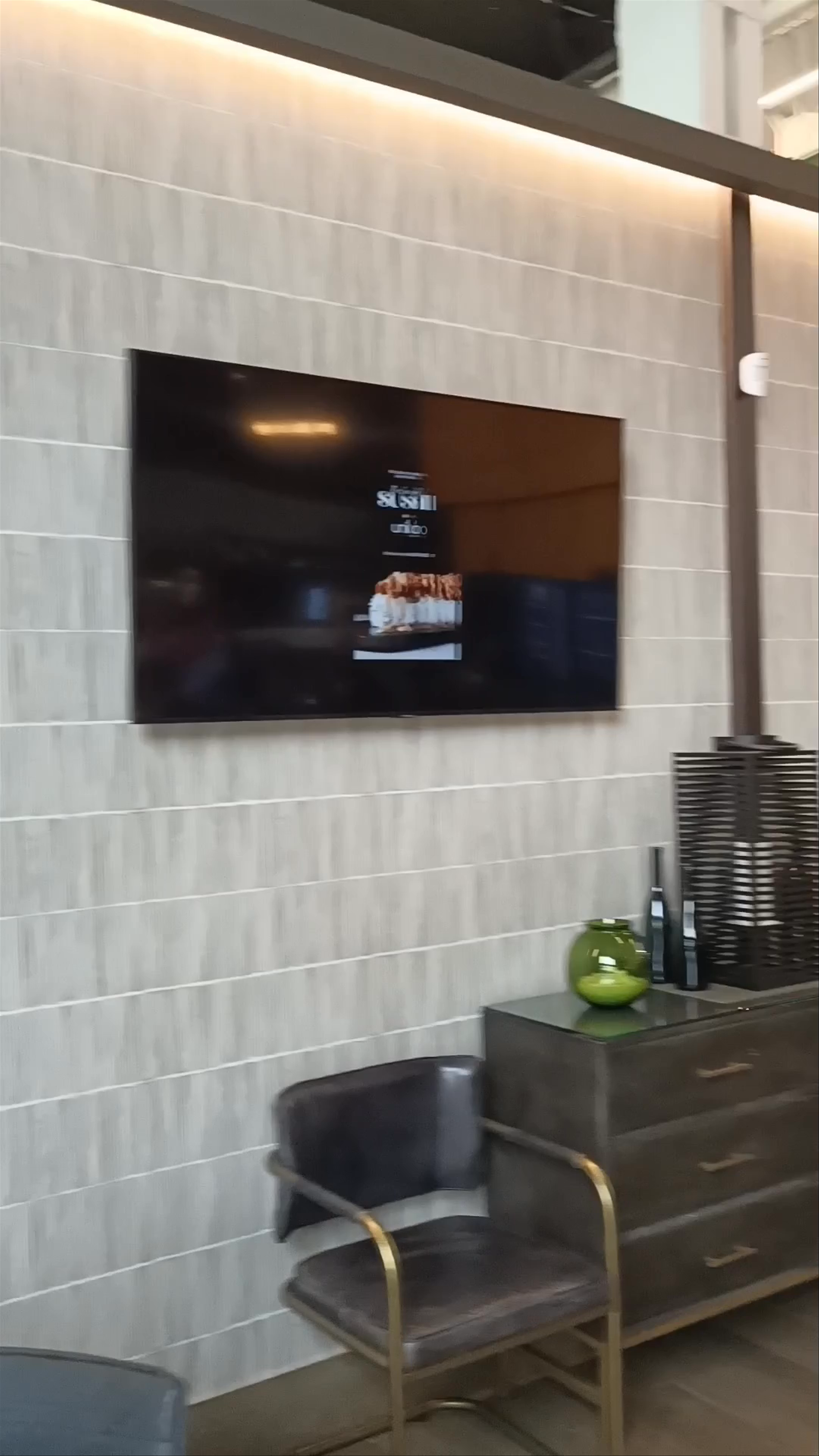 Uniko Gastrobar: Modern Dining Vibes in Puente Tocinos, Murcia